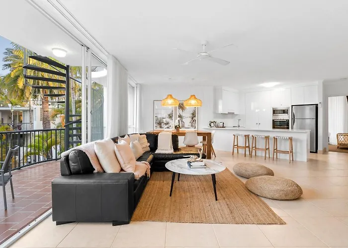 Penthouse With Private Roof Top Terrace- Noosa